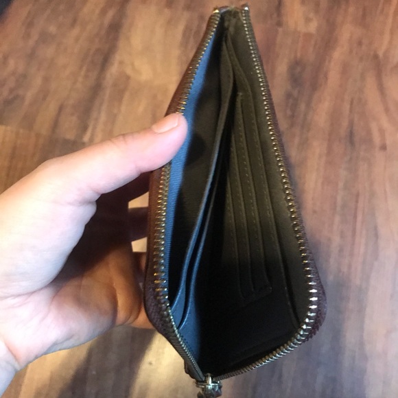 Wallet - Picture 2 of 2